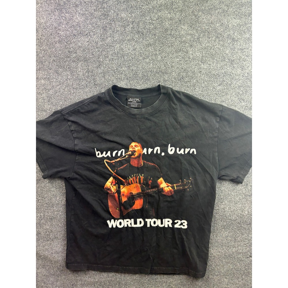 Zach Bryan T-Shirt Mens Large Black Burn Burn Burn World Tour 23 Concert Graphic